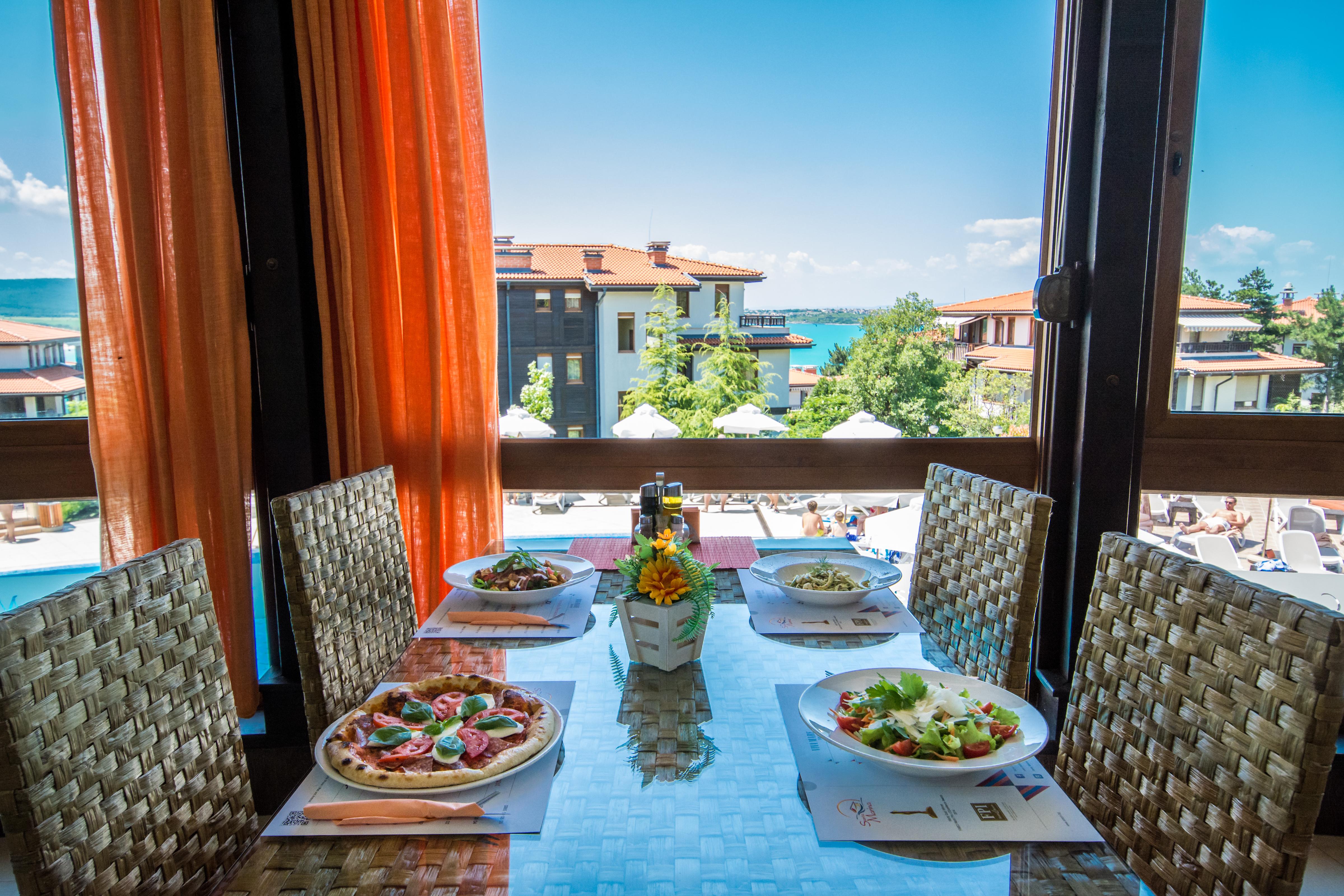 Santa Marina Holiday Village Szozopol Kültér fotó