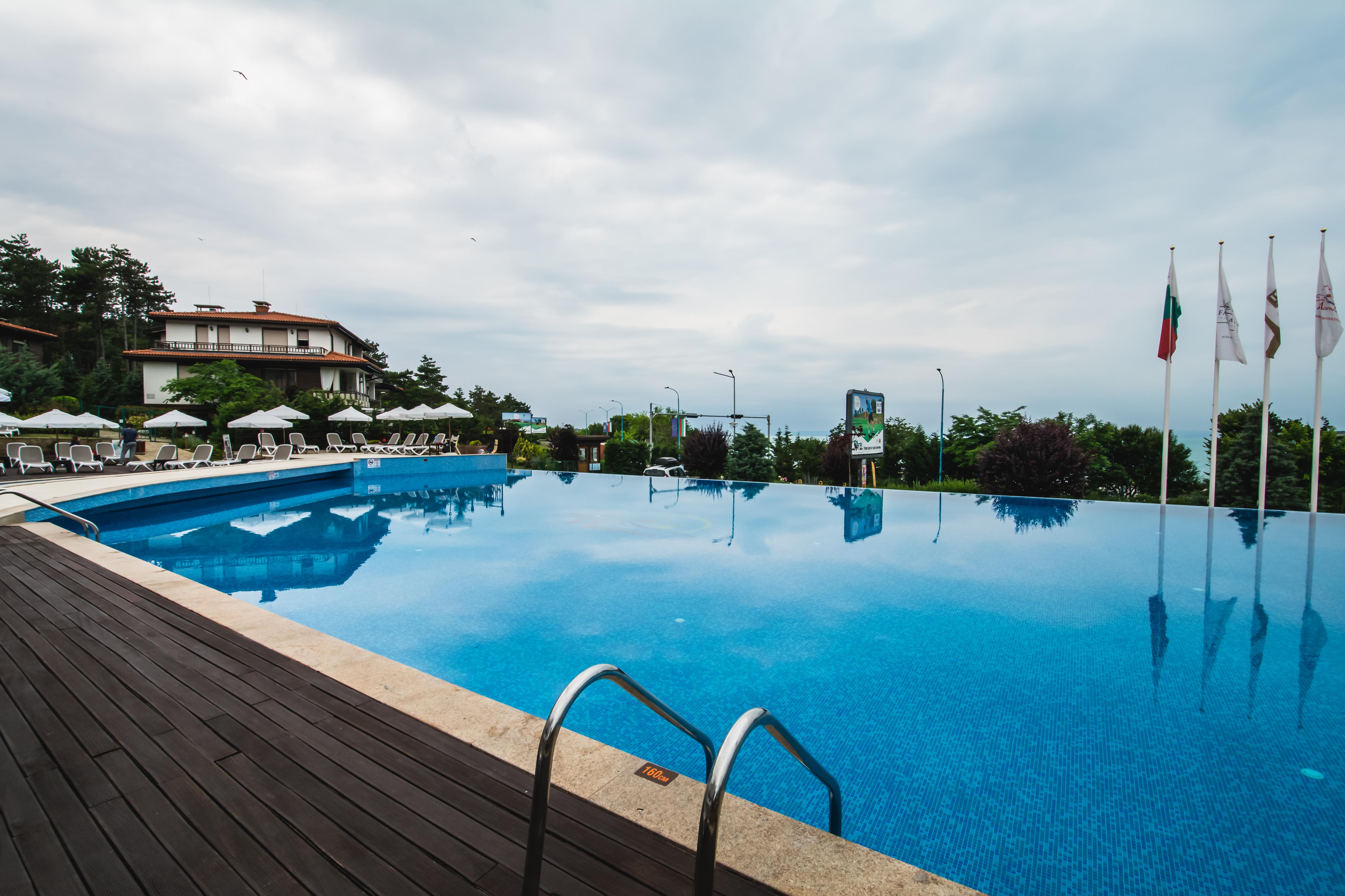 Santa Marina Holiday Village Szozopol Kültér fotó