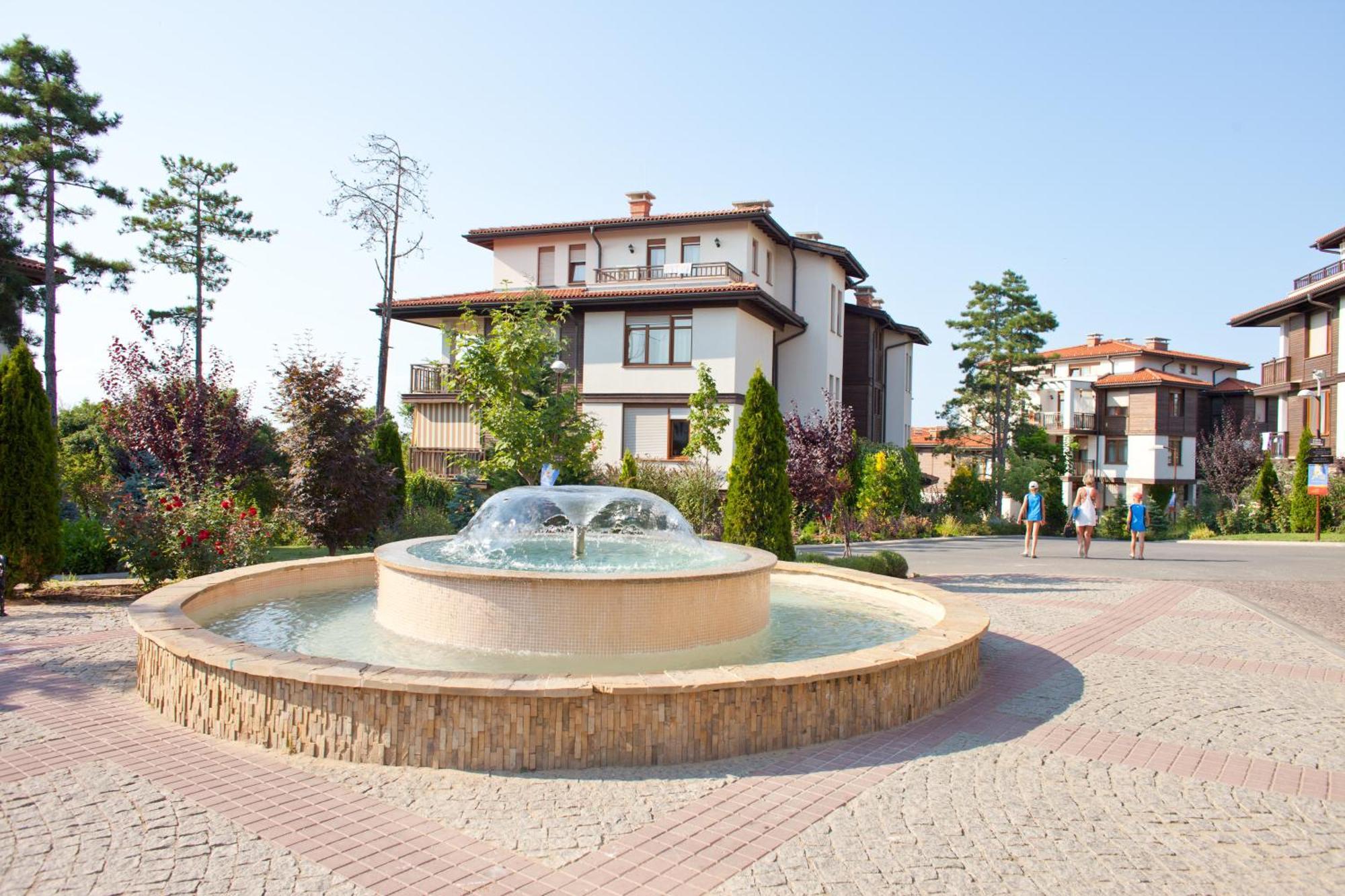 Santa Marina Holiday Village Szozopol Kültér fotó