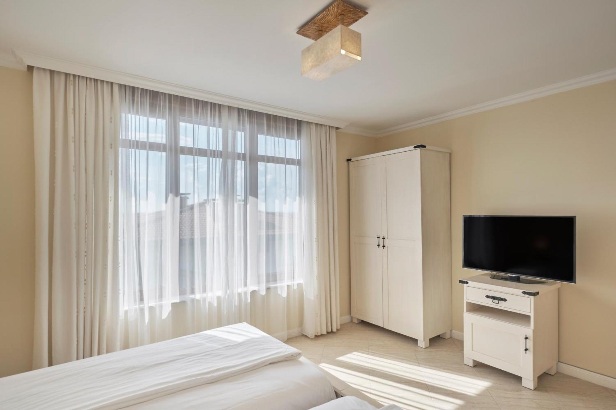 Santa Marina Holiday Village Szozopol Kültér fotó